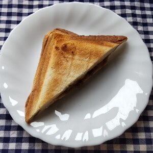 ホットサンドメーカーで❗️カレー風味の…☆トースト